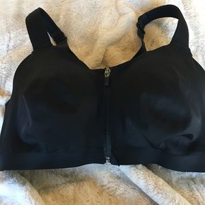 38DDD victorias secret sports bra